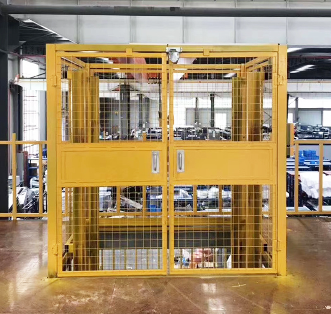 明溪智能导轨式升降机亮相